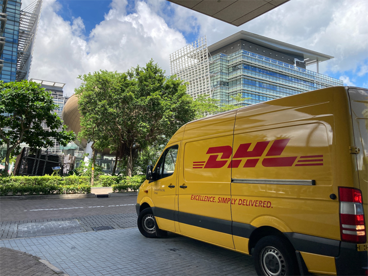 رقم خدمة عملاء DHL مصر الخط الساخن وطرق التواصل